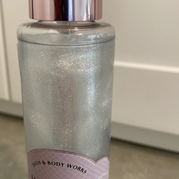 Bath & Body Works Champagne Toast Diamond shimmer mist - Picture 3 of 5